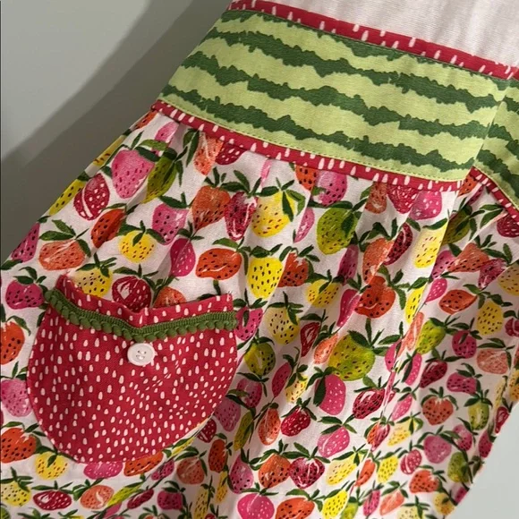 Colorful Strawberry Pattern Apron - Picture 4 of 5